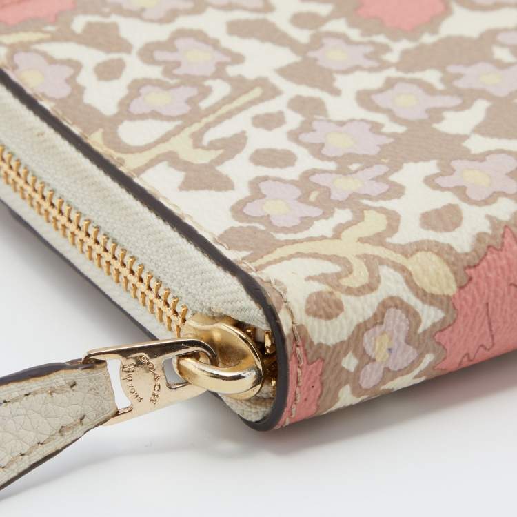 Pre Owned Coach Multicolor Coated Canvas Zip Around Wallet