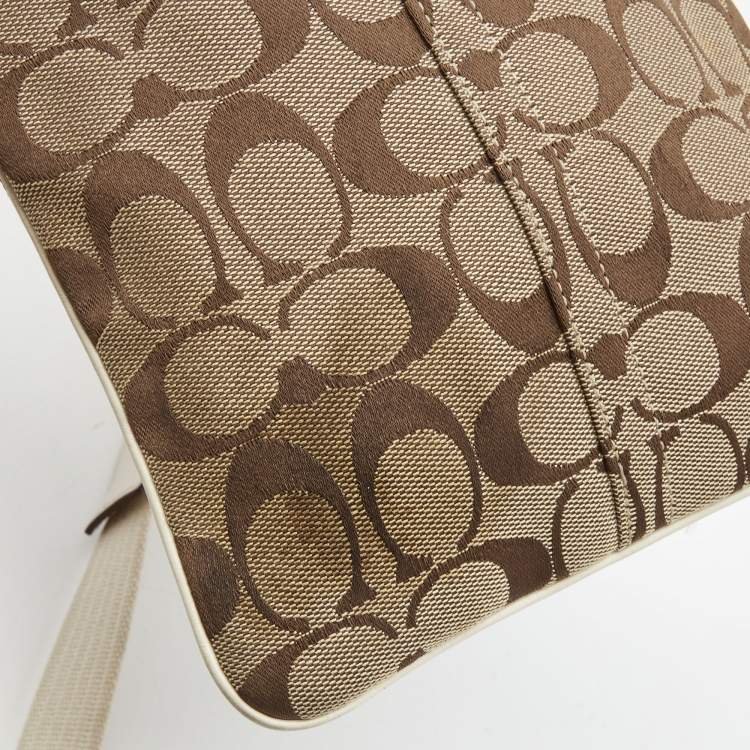 Pre Owned Coach Beige/White Signature Canvas Striped Crossbody Bag