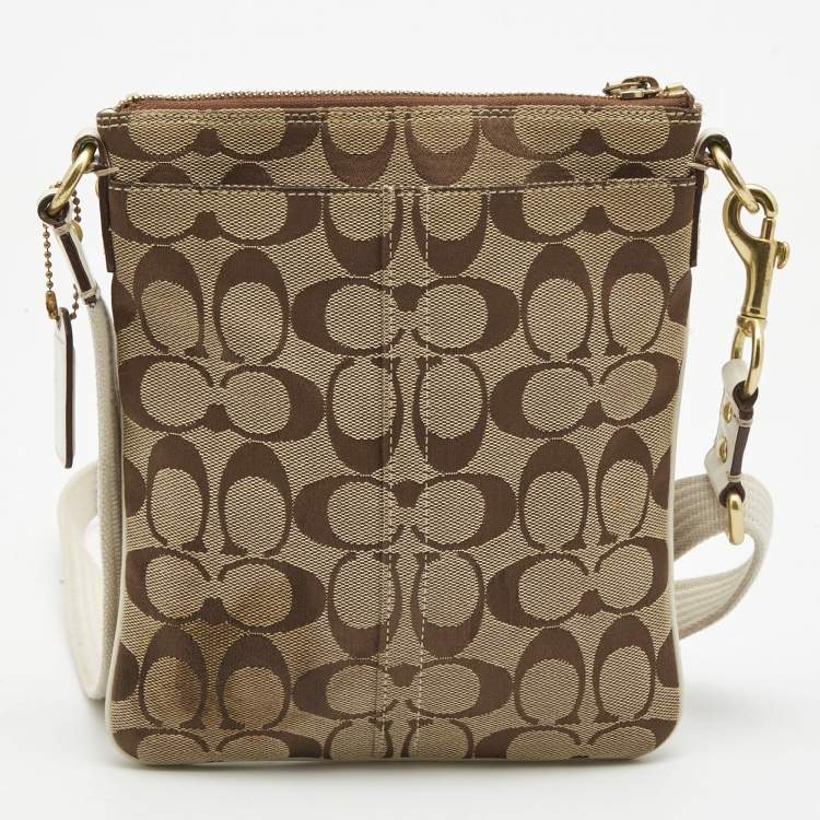Pre Owned Coach Beige/White Signature Canvas Striped Crossbody Bag