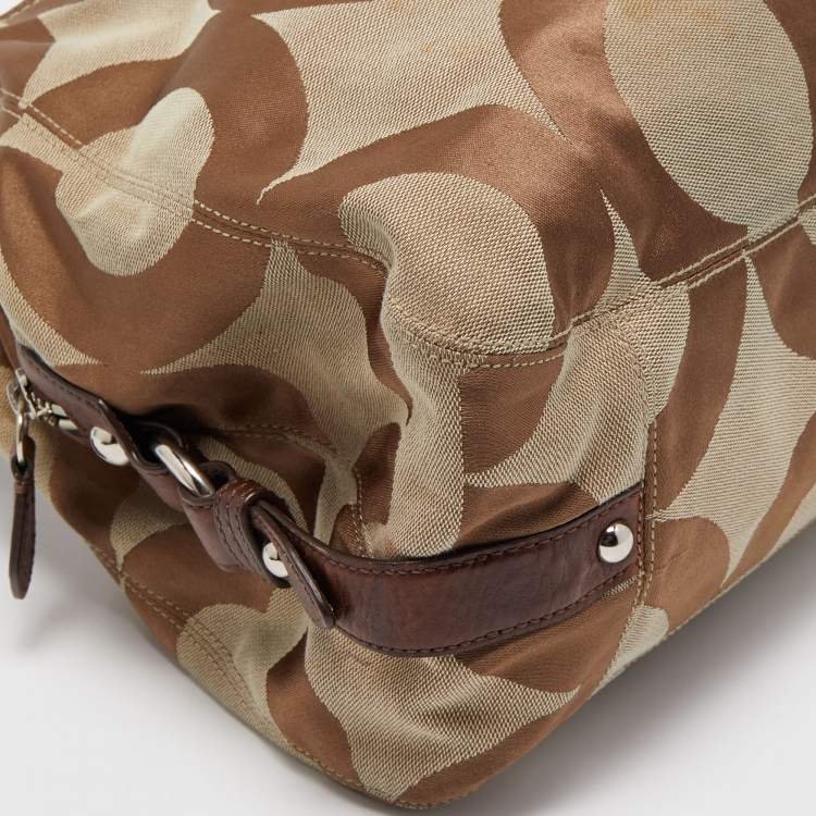 Pre Owned Coach Brown/Beige Signature Canvas and Leather Shoulder Bag