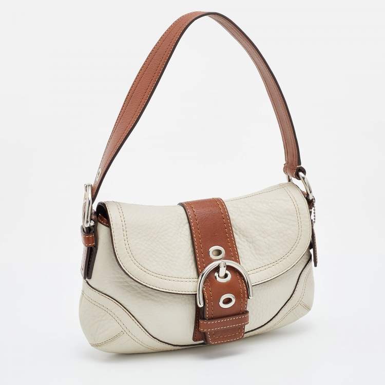 Pre Owned Coach Off White/Brown Leather Soho Baguette Bag