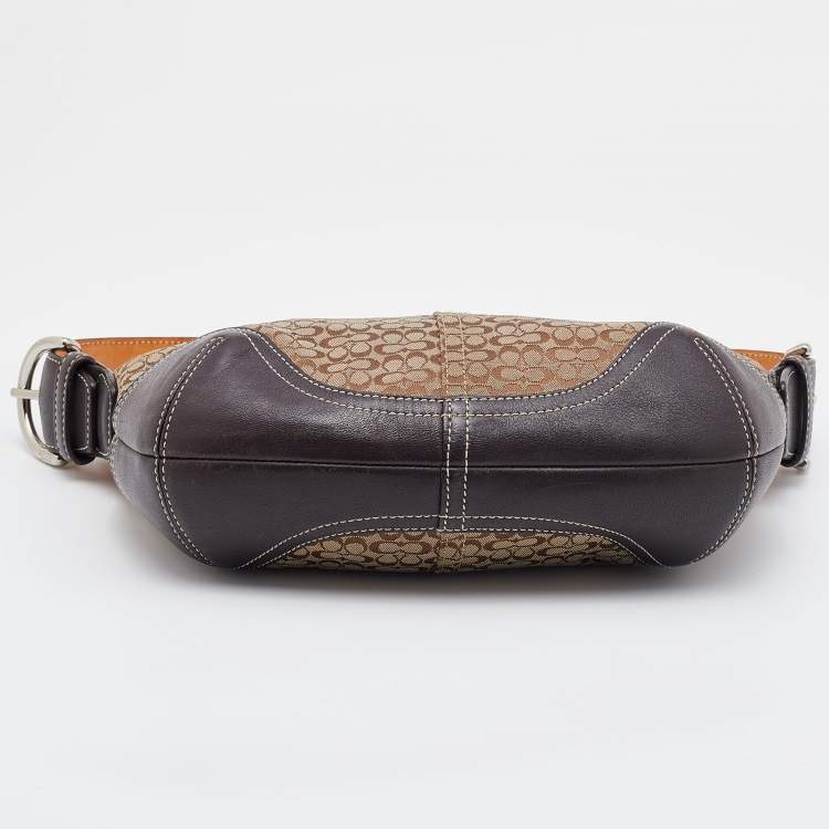 Pre Owned Coach Beige/Brown Signature Canvas and Leather Soho Hobo