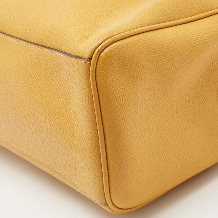 مملوكة مسبقًا Coach Mustard Yellow Leather Mini Bennett Satchel