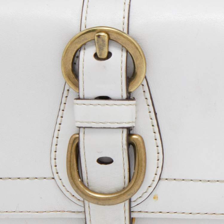 Pre Owned Coach Off White Leather Compact Wallet