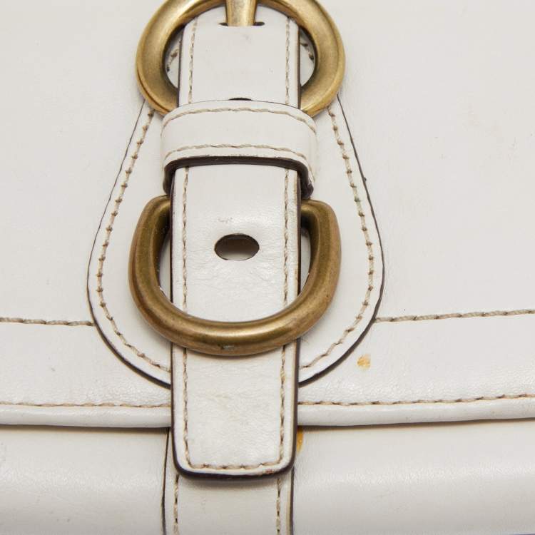 Pre Owned Coach Off White Leather Compact Wallet