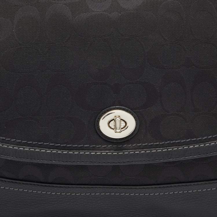Pre Owned Coach Black Signature Canvas and Leather Park Hobo 