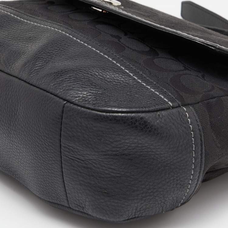 Pre Owned Coach Black Signature Canvas and Leather Park Hobo 