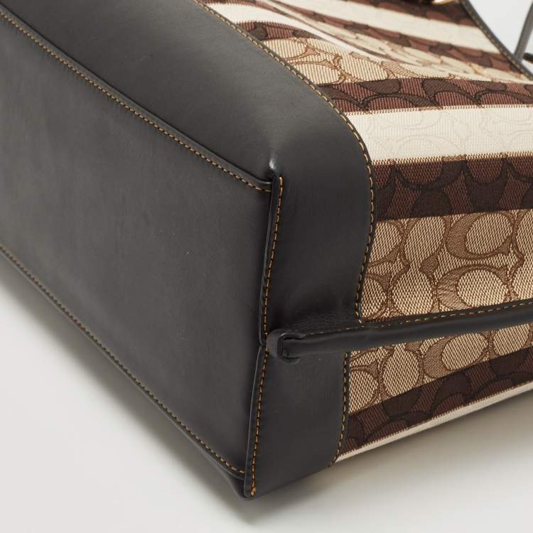 مملوكة مسبقًا Coach Chalk Signature Coated Canvas and Leather Mollie Tote Bag