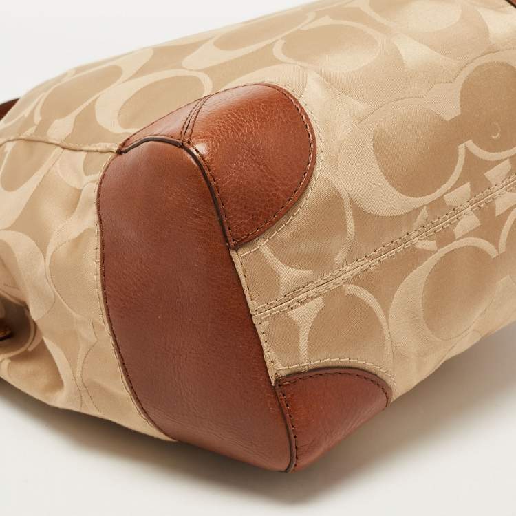Pre Owned Coach Beige/Brown Signature Fabric and Leather Tote