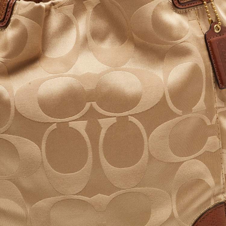 Pre Owned Coach Beige/Brown Signature Fabric and Leather Tote