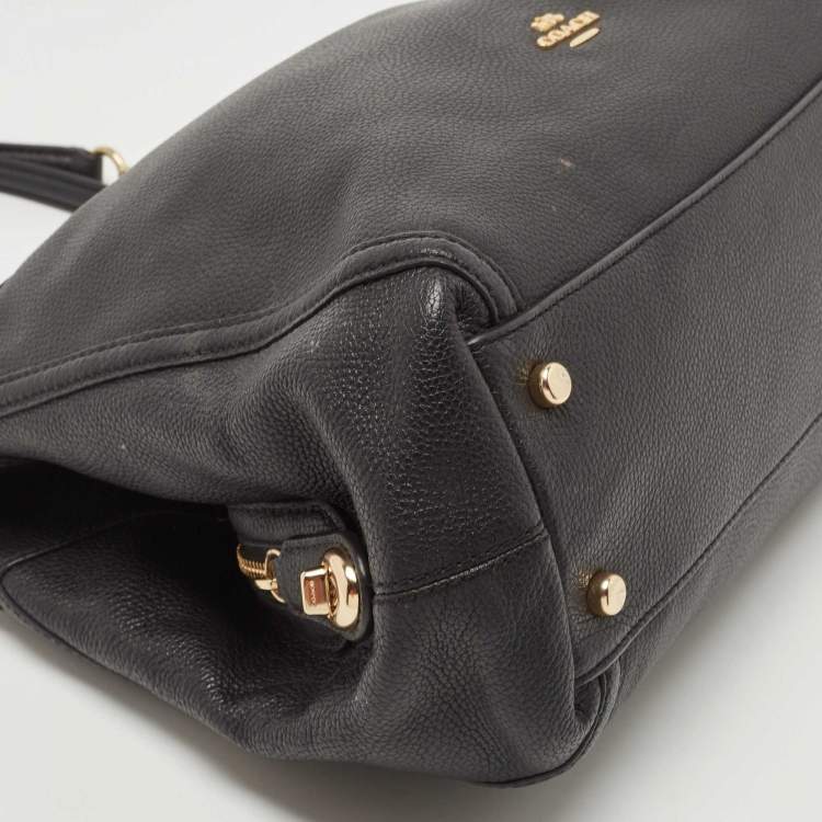 Pre Owned Coach Black Leather Turnlock Edie Shoulder Bag