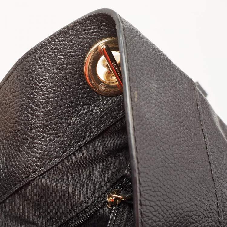 Pre Owned Coach Black Leather Turnlock Edie Shoulder Bag