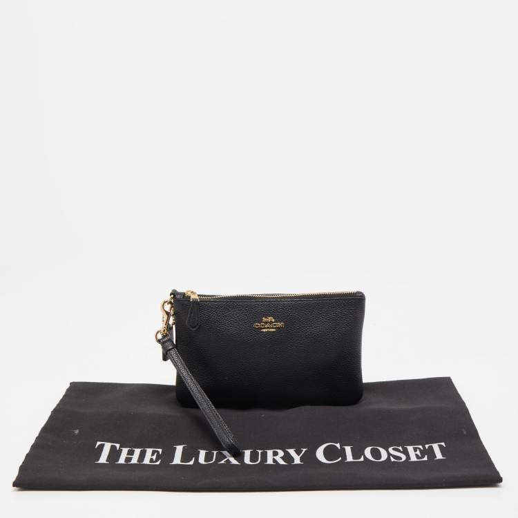 Pre Owned Coach Black Pebbled Leather Zip Wristlet Clutch