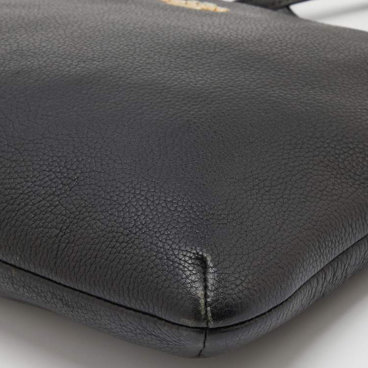 مملوكة مسبقًا Coach Black Leather Zip Crossbody Bag