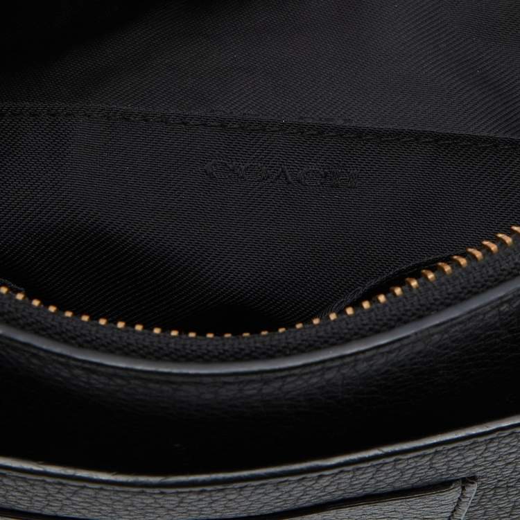مملوكة مسبقًا Coach Black Leather Zip Crossbody Bag