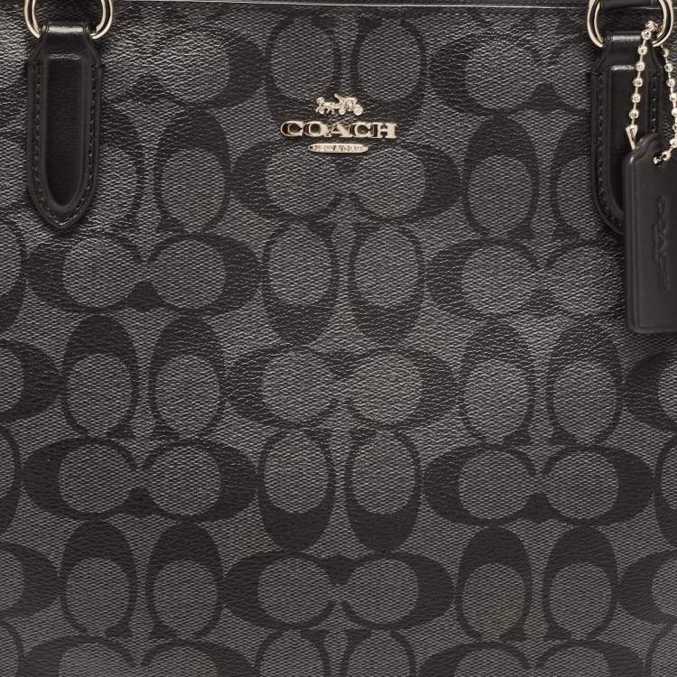 Pre Owned Coach Black/Grey Signature Coated Canvas City Zip Tote