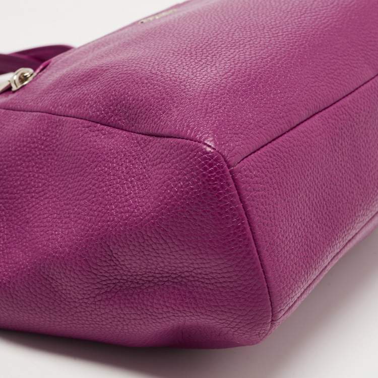 Pre Owned Coach Magenta Pebbled Leather Prairie Satchel