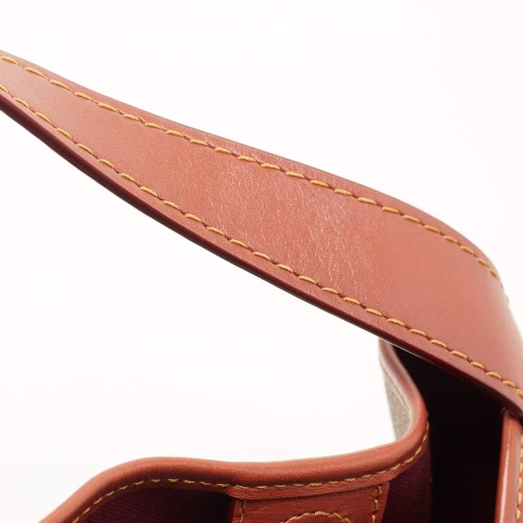 Pre Owned Coach Beige/Brown Signature Coated Canvas and Leather Hadley 21 Hobo