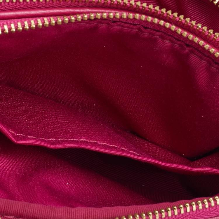 مملوكة مسبقًا Coach Fuchsia Leather Camera Crossbody Bag