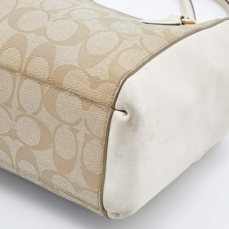 مملوكة مسبقًا Coach Beige/Tan Signature Coated Canvas and Leather Christie Carryall Shoulder Bag
