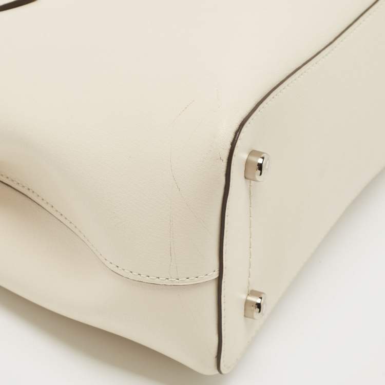 Pre Owned Coach Off-White Leather Avenue Tote