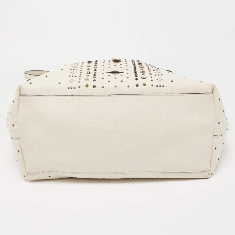 Pre Owned Coach Off White Leather Bandana Rivets Shopper Tote