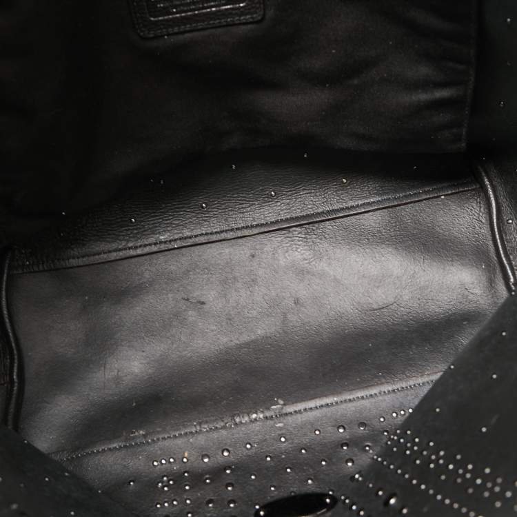 Pre Owned Coach Off White Leather Bandana Rivets Shopper Tote