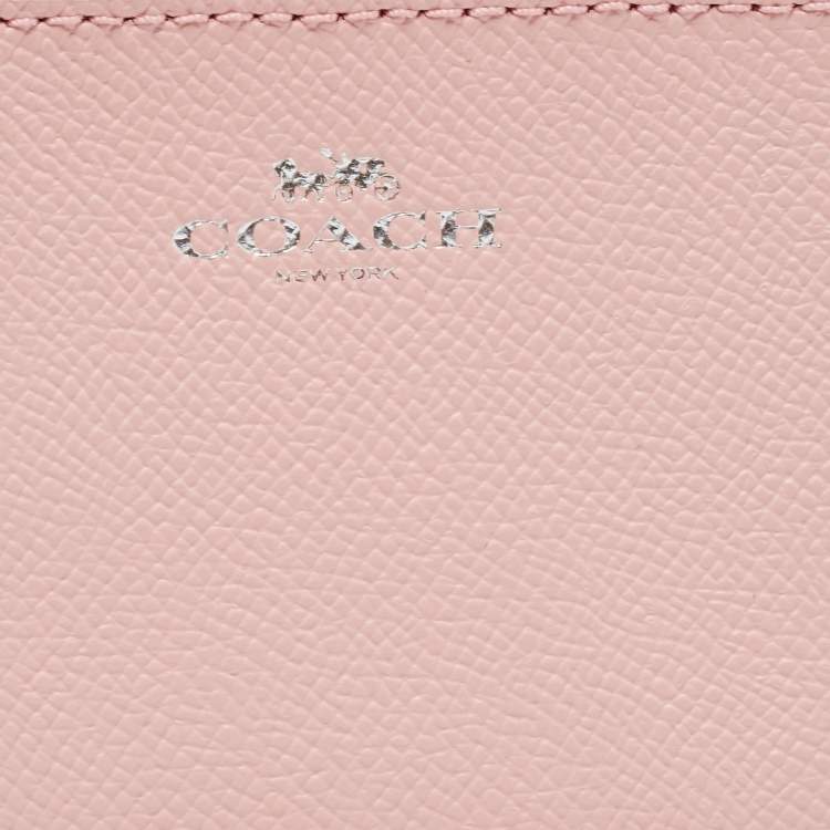 Pre Owned Coach Light Pink Leather Slim ID Zip Card Holder