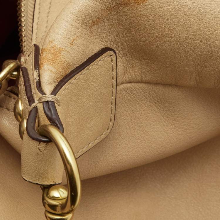 مملوكة مسبقًا Coach Beige Leather Madison Sabrina Shoulder Bag
