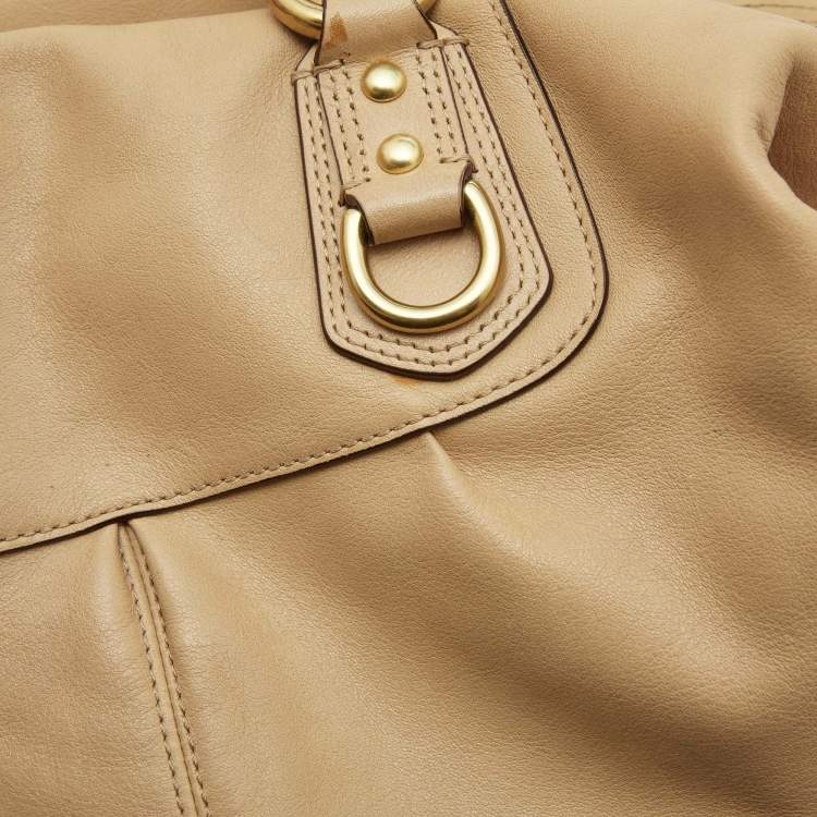 مملوكة مسبقًا Coach Beige Leather Madison Sabrina Shoulder Bag