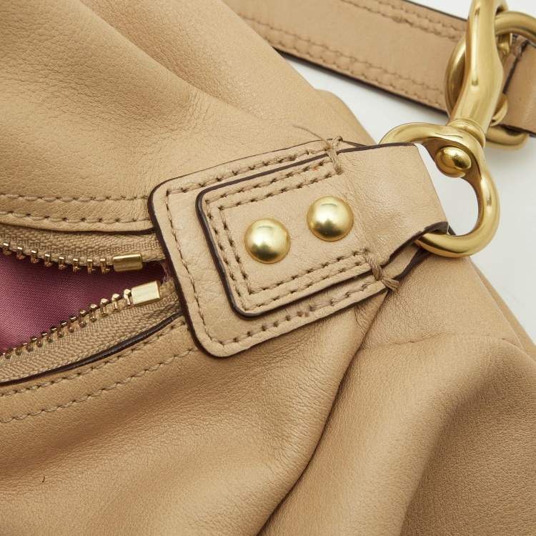 مملوكة مسبقًا Coach Beige Leather Madison Sabrina Shoulder Bag