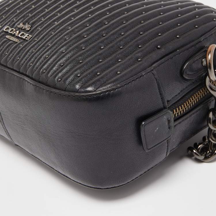 Pre Owned Coach Black Quilted Leather Studded Camera Crossbody Bag
