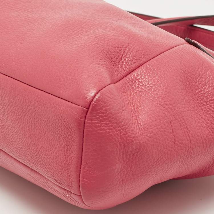 Pre Owned Coach Pink Leather Zip Crossbody Bag