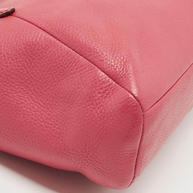 Pre Owned Coach Pink Leather Zip Crossbody Bag