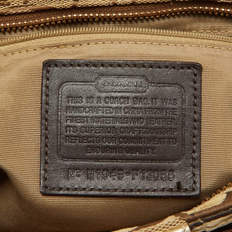 مملوكة مسبقًا Coach Beige/Gold Signature Canvas and Leather Satchel