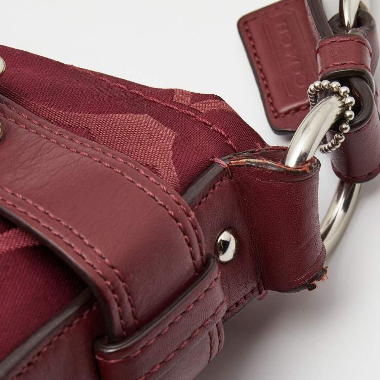 Pre Owned Coach Burgundy Signature Satin and Leather Chain Detail Hobo
