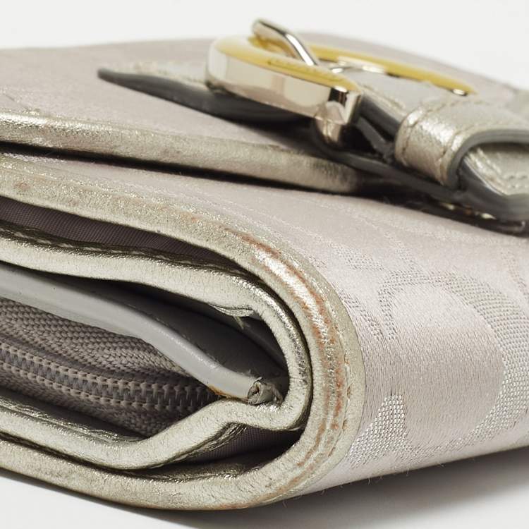 Pre Owned Coach Grey Signature Canvas Trifold Wallet