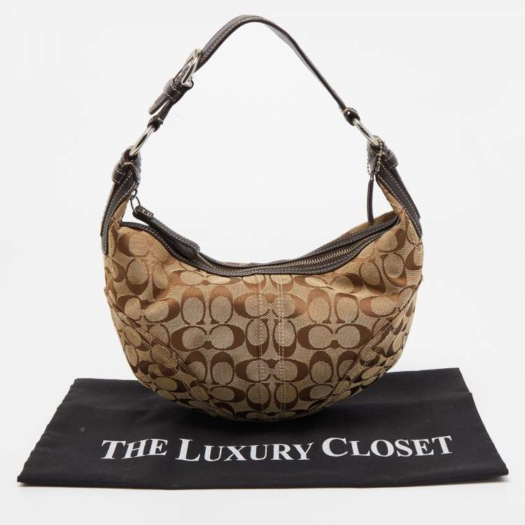 Pre Owned Coach Beige/Brown Signature Fabric and Leather Buckle Handle Hobo