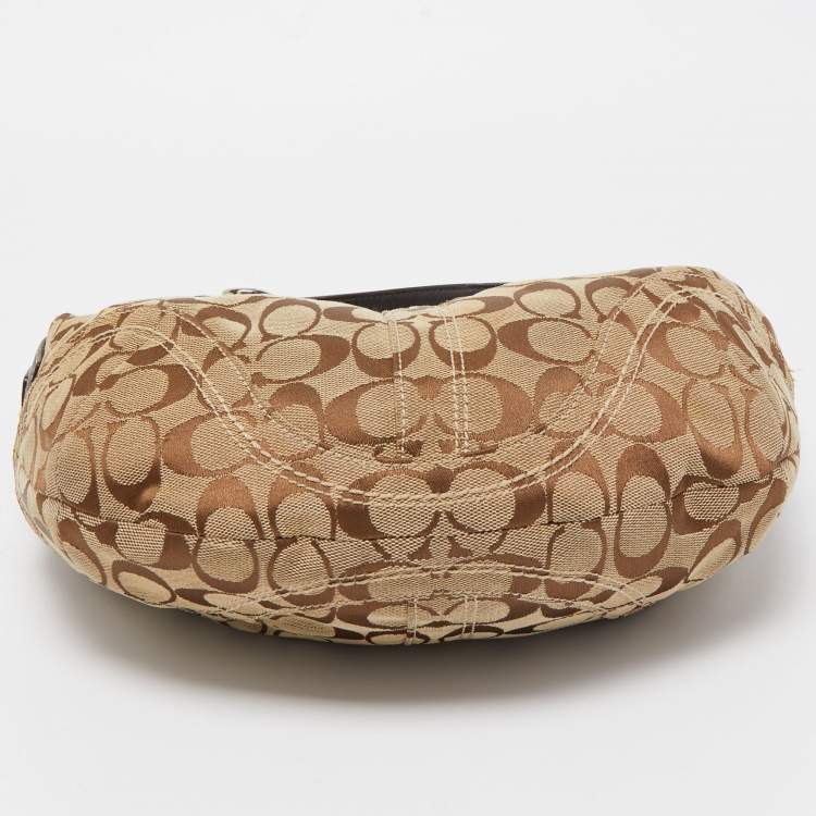 Pre Owned Coach Beige/Brown Signature Fabric and Leather Buckle Handle Hobo