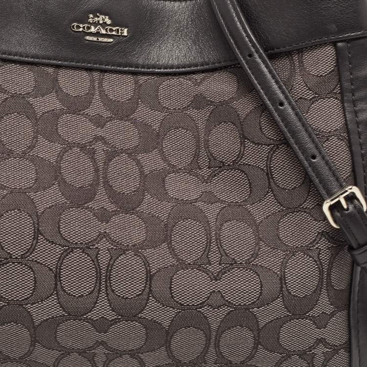 Pre Owned Coach Black Signature Canvas and Leather Small Lexy Shoulder Bag