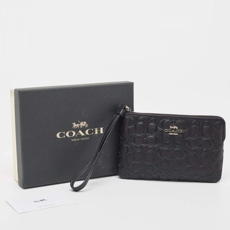 مملوكة مسبقًا Coach Black Signature Glitter Embossed Leather Boxed Wristlet Clutch