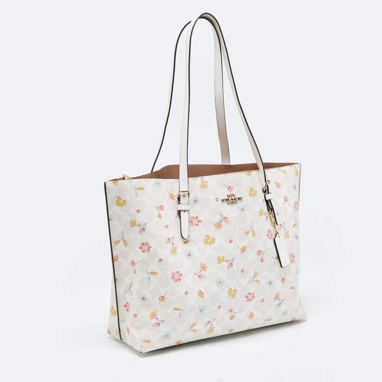 مملوكة مسبقًا Coach White Signature Coated Canvas and Leather Floral Print City Tote