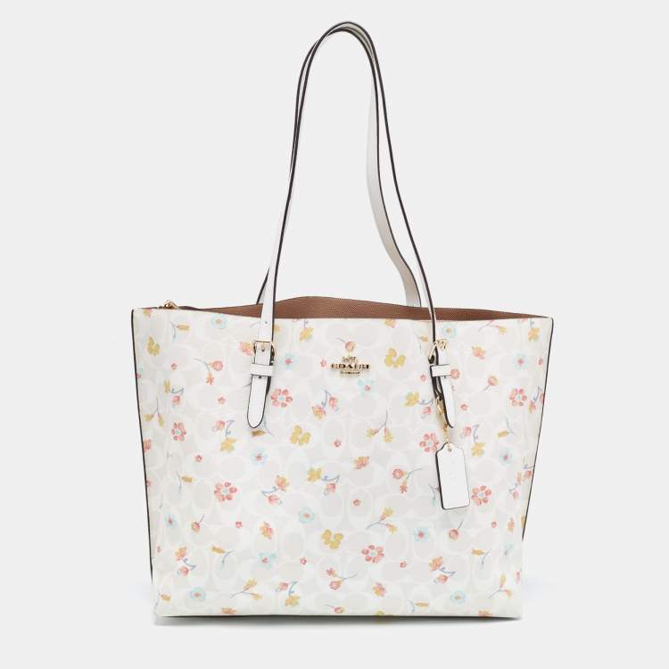 SOLD Coach Small Town Bucket Bag Dandelion Floral | Black leather handbags,  Beige handbags, Floral purse