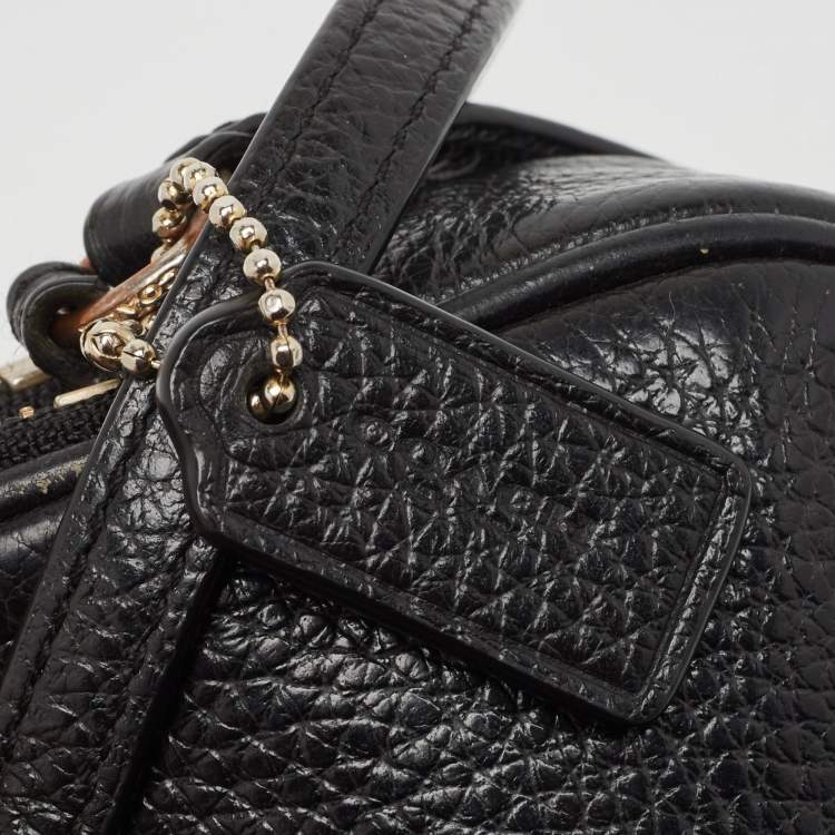 Pre Owned Coach Black Leather Isla Double Zip Camera Crossbody Bag