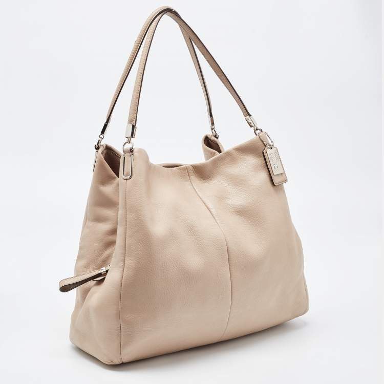 مملوكة مسبقًا Coach Beige Leather Edie Satchel