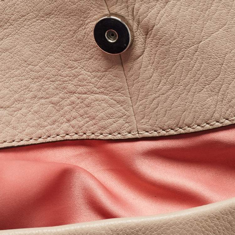 مملوكة مسبقًا Coach Beige Leather Edie Satchel