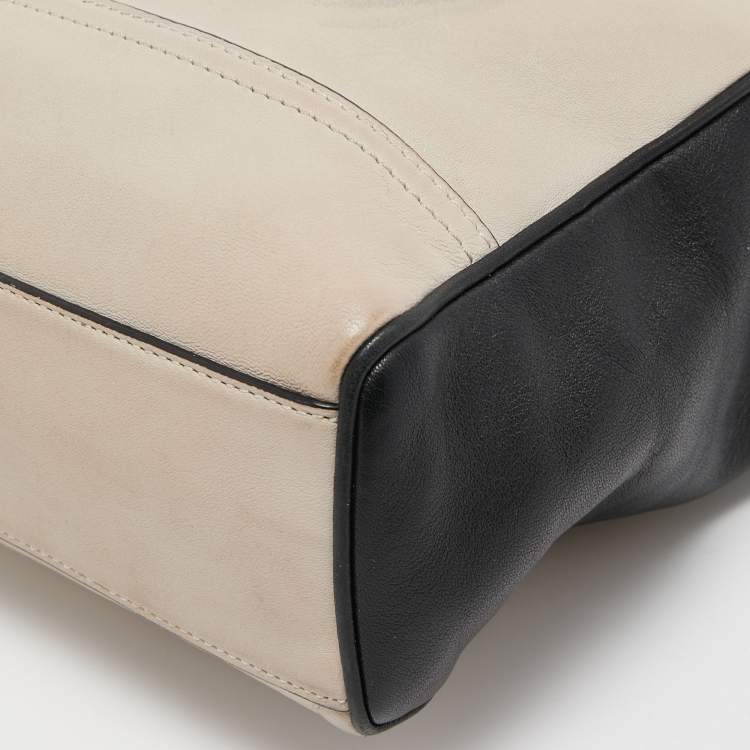 Pre Owned Coach Black/Beige Leather Tassel Tote