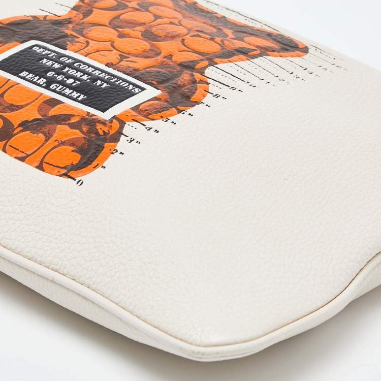 Pre Owned Coach Cream/Orange Signature Leather Gummy Bear Zip Pouch