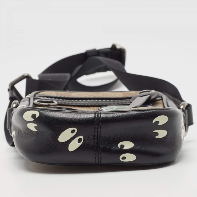 مملوكة مسبقًا Coach X Disney Black/Beige Signature Coated Canvas and Leather Crossbody Bag