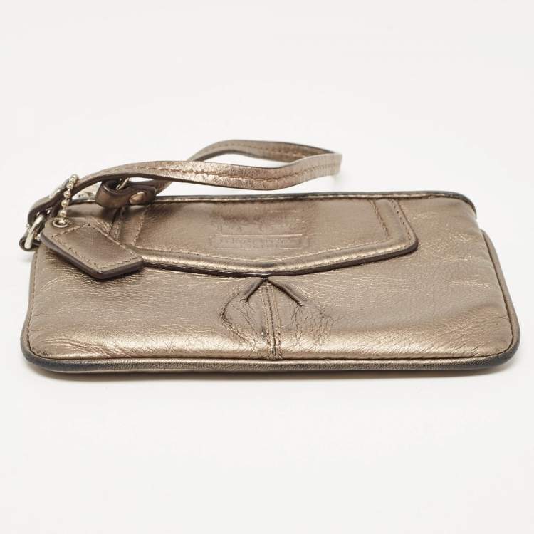 Pre Owned Coach Metallic Leather Zip Wristlet Clutch